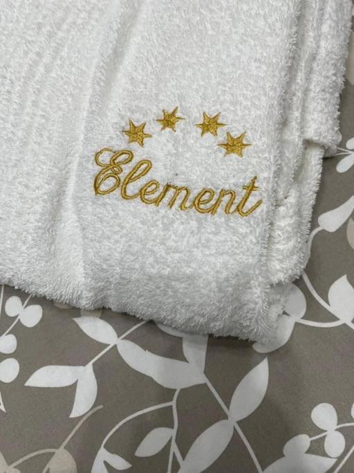 Apartment Element *